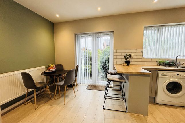 3, Rowan Drive, Liverpool photo 3