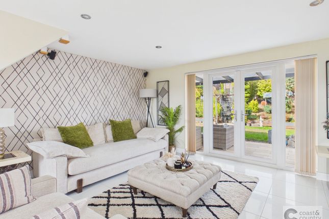 38 Saxon Way, Newton Abbot photo 3