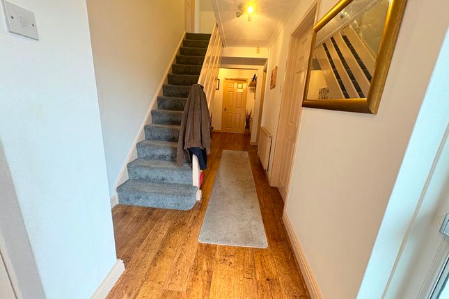 98 Ty Llwyd Parc Estate, Treharris photo 3