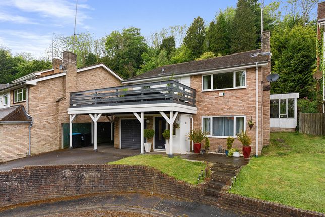 Thumbnail Detached house for sale in Regents Close, Whyteleafe