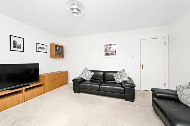 31/2, Sinclair Place, Gorgie, Edinburgh photo 2