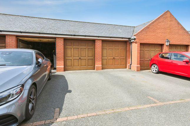 8, Duesbury Court, Derby photo 4