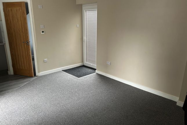 2, Olive Street, South Shields photo 4