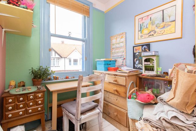 End terrace house for sale in Windsor Avenue, Margate