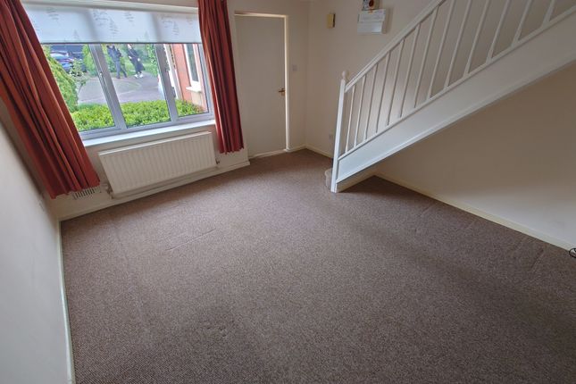 Semi-detached house to rent in Belfry Close, Bedford