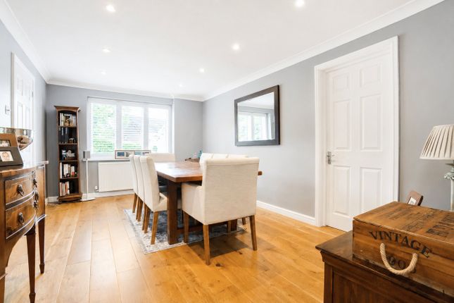 28, Badger Way, High Wycombe photo 4