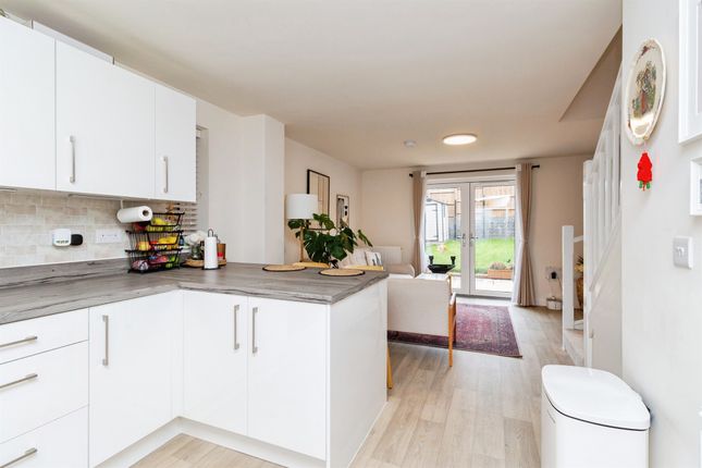 7, Stokesay Lane, Stafford photo 3