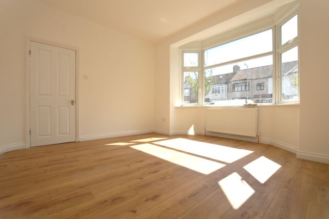 Terraced house to rent in Glenham Drive, Ilford