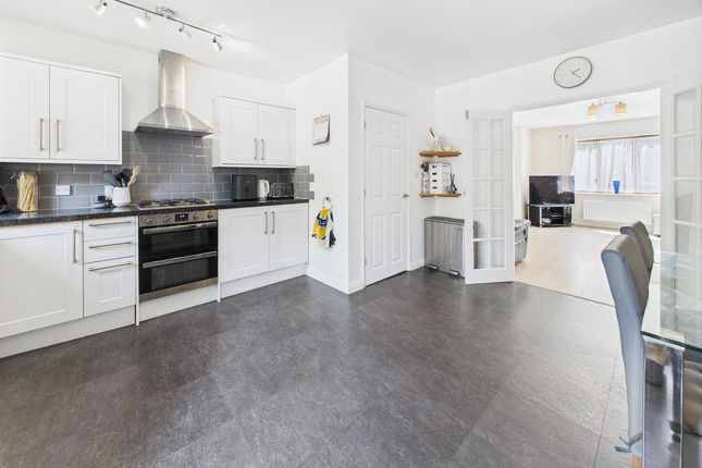 215, Ebberns Road, Apsley photo 3