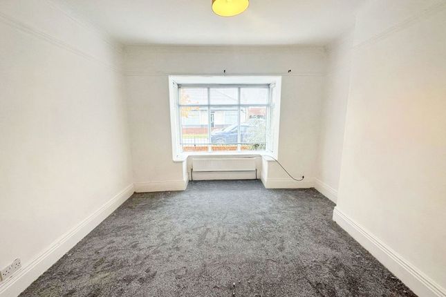 Derby Crescent, Hebburn photo 3