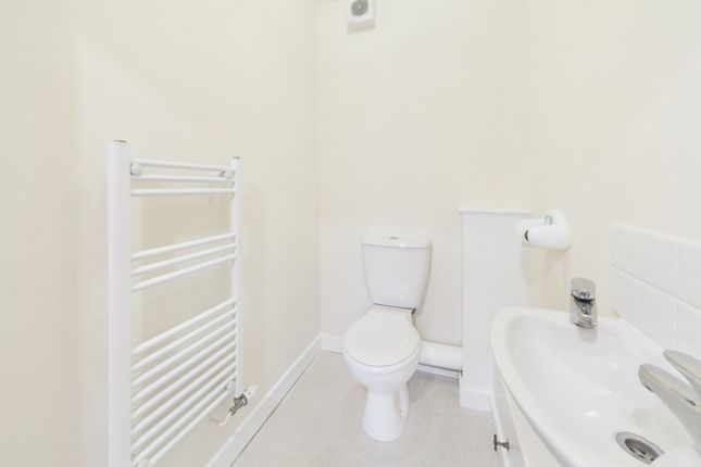 12, Royal Lane, Gloucester photo 4
