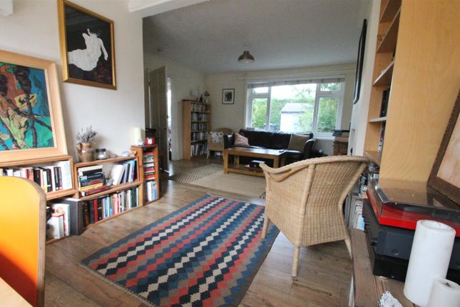 22, Haylands Way, Bedford photo 5