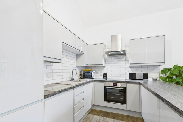 16, Highcroft Villas, Birmingham photo 4