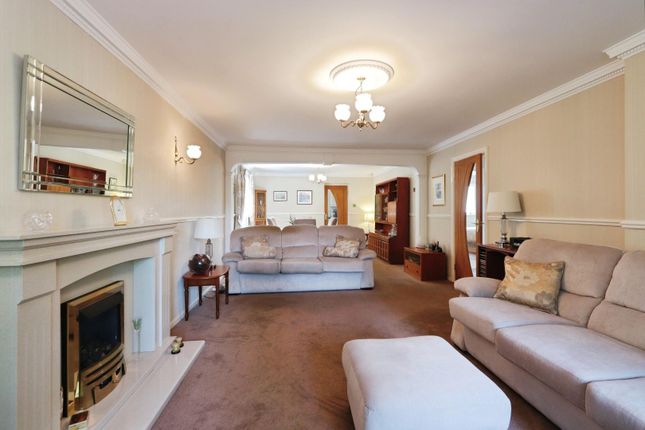 6, Josselin Court, Sheffield photo 2
