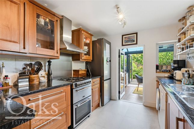 73, Exeter Road, Surrey photo 4