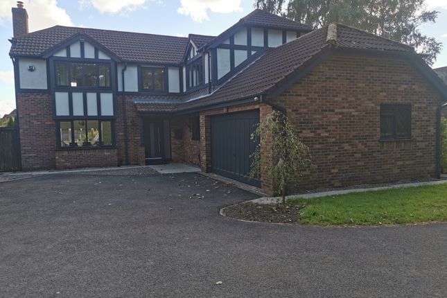 Thumbnail Detached house for sale in Acorn Close, Leyland