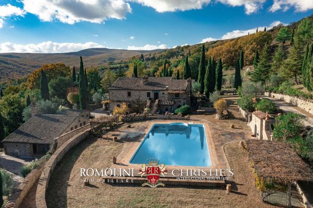 Country house for sale in Terni, Umbria, Italy