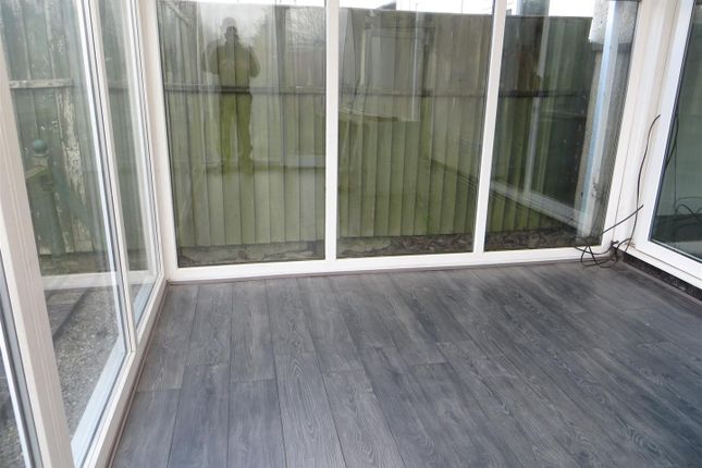 98, Lower Road, Cannock photo 4