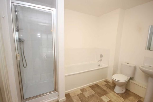 Flat for sale in Stillwater Drive, Manchester