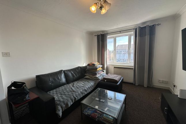 Flat 8 Melbourne Court,, Melbourne Court, Tilbury photo 2