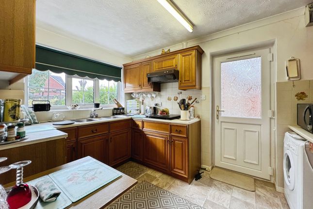 211, Dovehouse Drive, Warwick photo 3