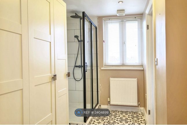 Master - New En-Suite