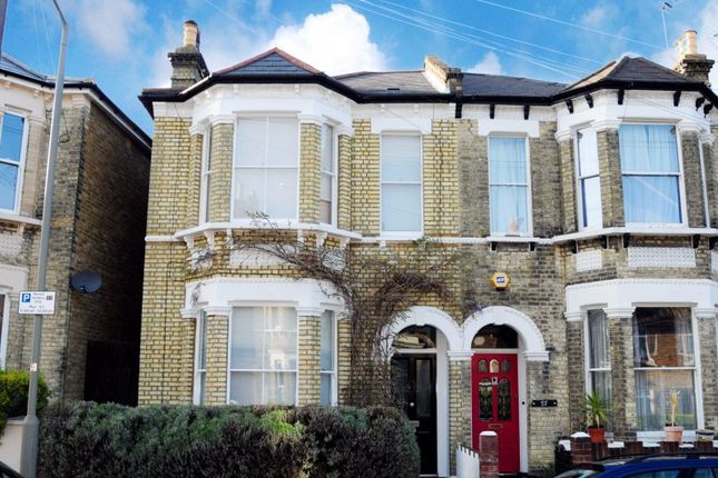 Thumbnail Terraced house to rent in Sarsfeld Road, London