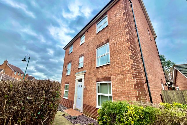 Thumbnail Property to rent in Malus Close, Hampton Hargate, Peterborough