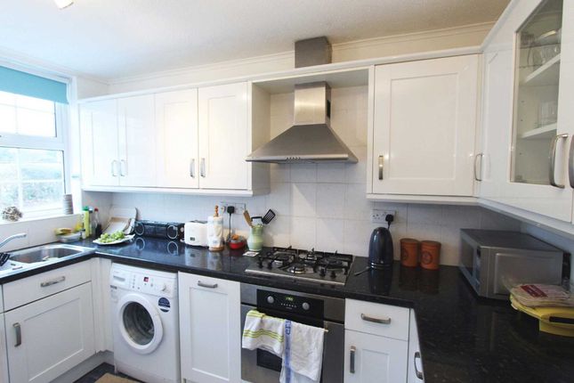 14, Spinney Close, New Malden photo 4