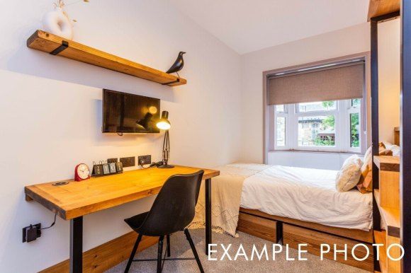 Flat 18 Bedroom 1 Example Photo #5