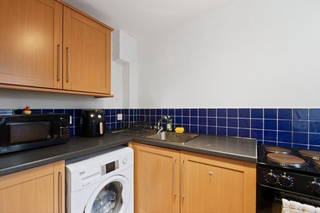 170, Bramham Drive, Harrogate photo 3