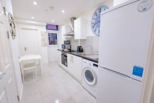 Flat 1, Inverness Place, Cardiff photo 2