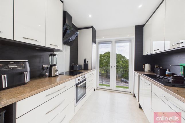 9 Peasholm Manor, North Leas Avenue, Scarborough photo 4