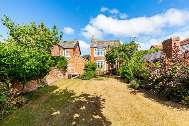 18, Lord Street, Lytham Saint Annes photo 4