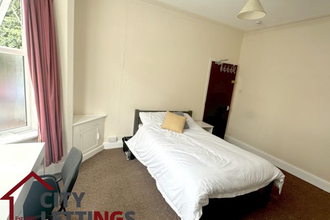 Park Avenue, West Bridgford photo 4