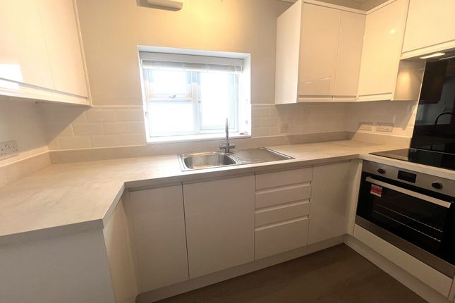 Flat 5, Stanley House Clampet Lane, Teignmouth photo 4