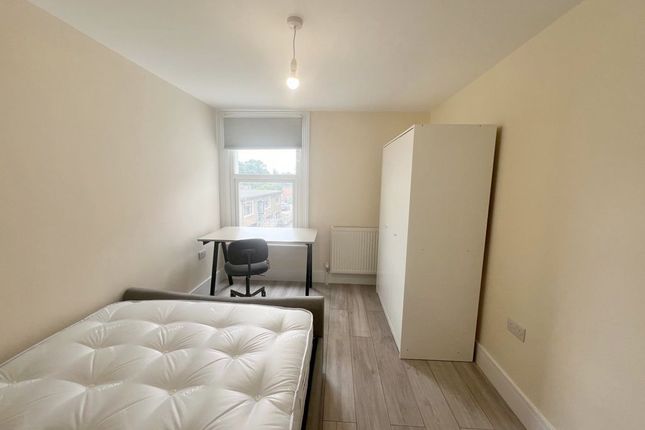 1, Thornton Road, Potters Bar photo 5