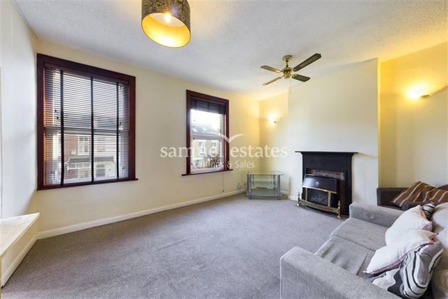 Thumbnail Flat to rent in Park Road, Colliers Wood