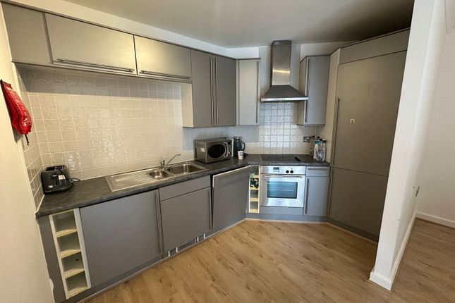 Luxury One Bedroom Apartment - Cardiff City Centre