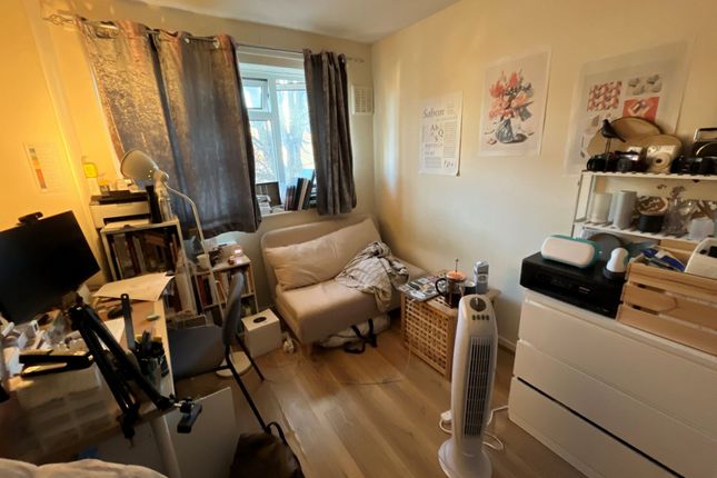Thumbnail Room to rent in Armitage Road, Greenwich