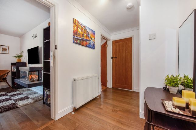 63 Grosvenor Road, Chichester photo 4