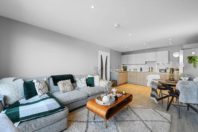 Flat for sale in Wharf Road, Chelmsford
