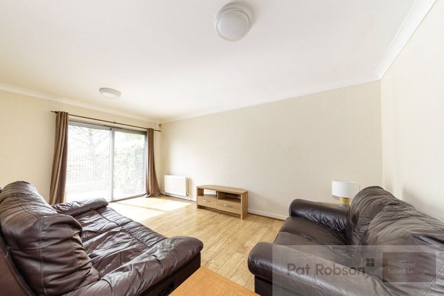 9, Dog Bank, Newcastle Upon Tyne photo 4