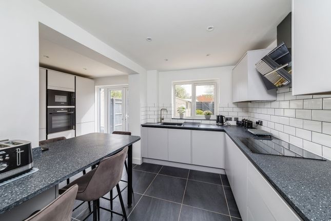 17 Medlicott Drive, Abingdon photo 3