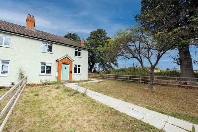 3 bed property for rent in Fences Lane, Tyringham MK16