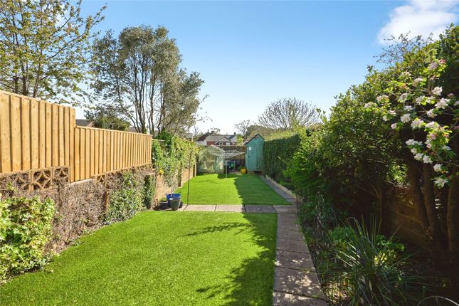 12, Colenutts Road, Isle of Wight photo 2