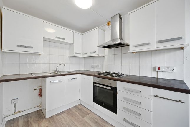49 Missenden, Inville Road, London photo 3