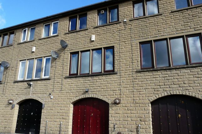 Thumbnail Terraced house to rent in The Arches, Claremount Road, Halifax, West Yorkshire