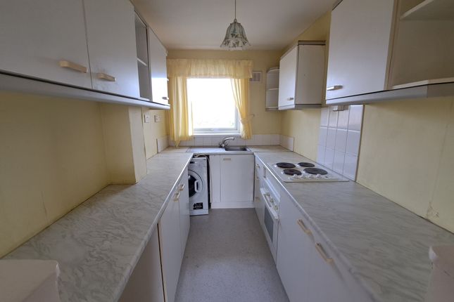 6 Gomer Court, Broadsands Drive, Gosport photo 4