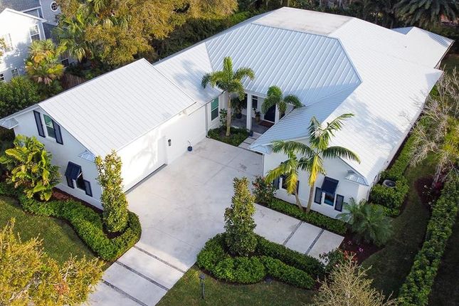 Property for sale in 233 Oak Hammock Circle Sw, Vero Beach, Florida, United States Of America